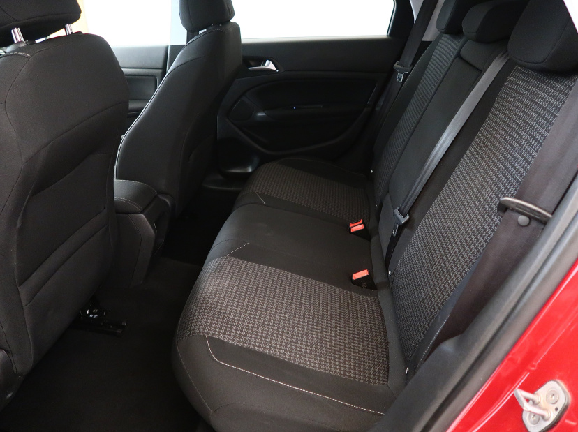 Peugeot 308, 2017