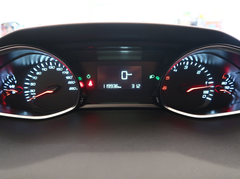 Peugeot 308, 2017