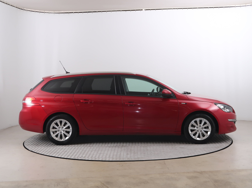 Peugeot 308, 2017