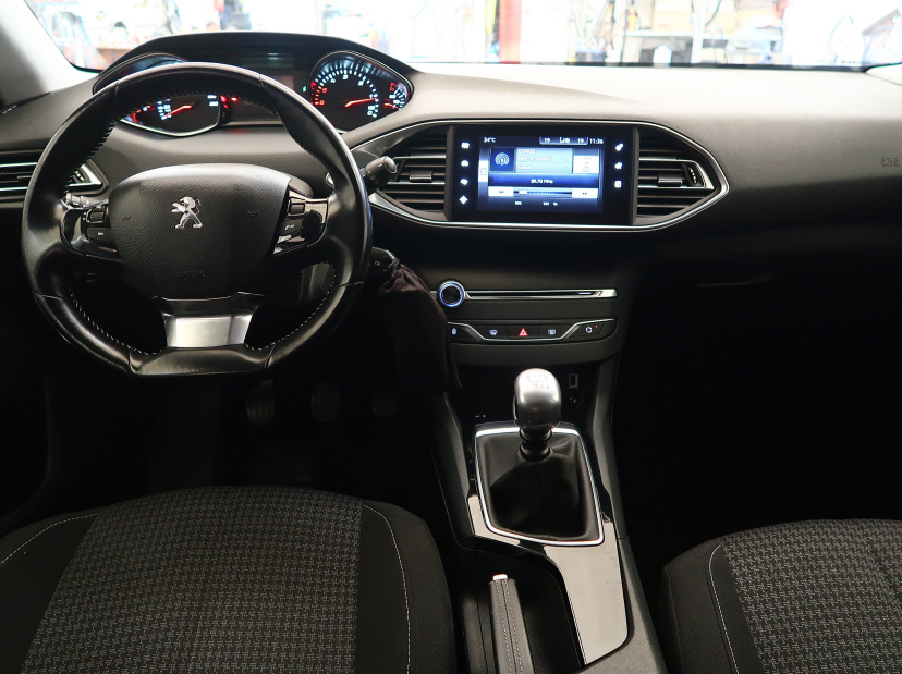 Peugeot 308, 2017