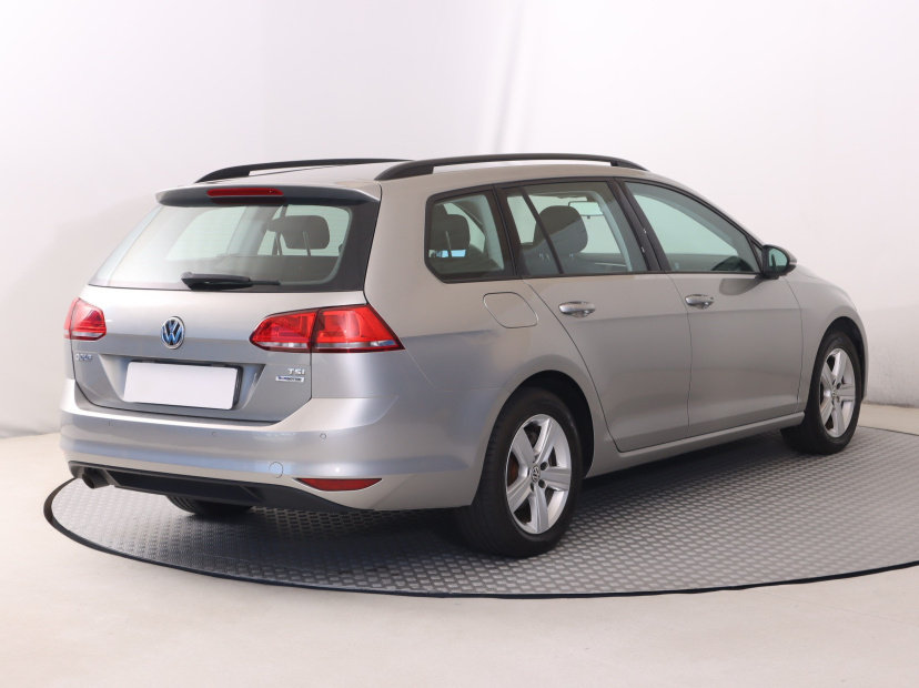 Volkswagen Golf, 2016