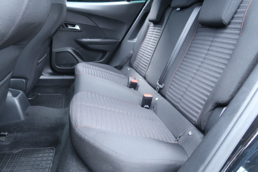 Peugeot 2008, 2020