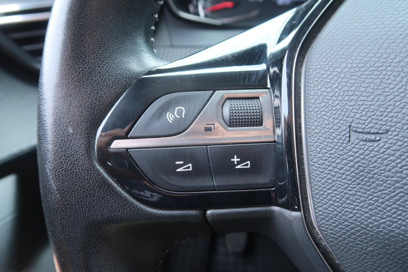 Peugeot 2008, 2020
