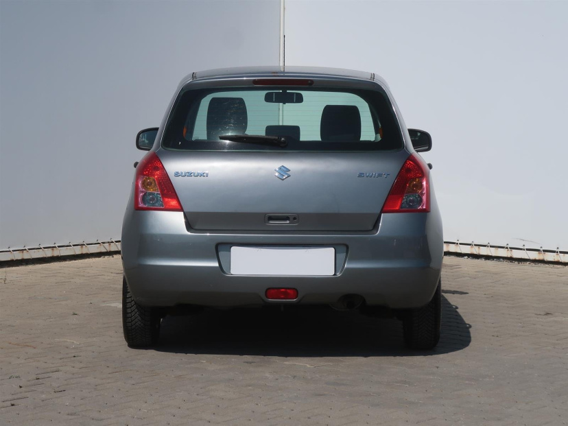 Suzuki Swift, 2010