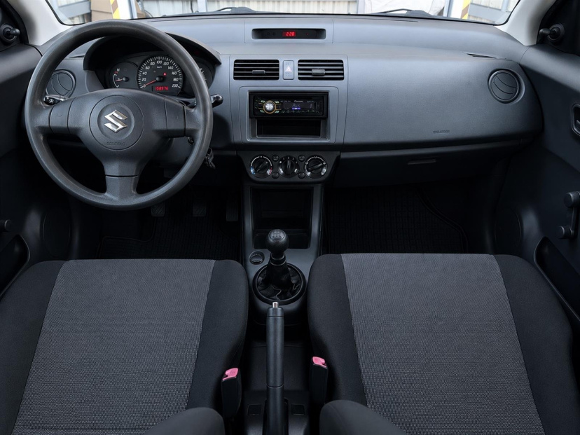 Suzuki Swift, 2010
