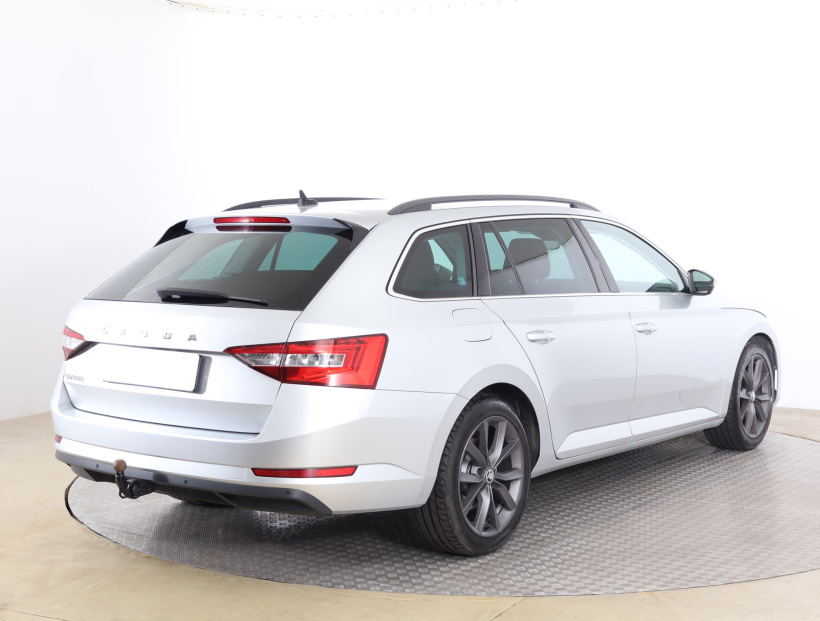Škoda Superb, 2019