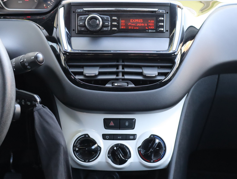 Peugeot 208, 2018