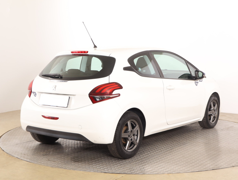 Peugeot 208, 2018