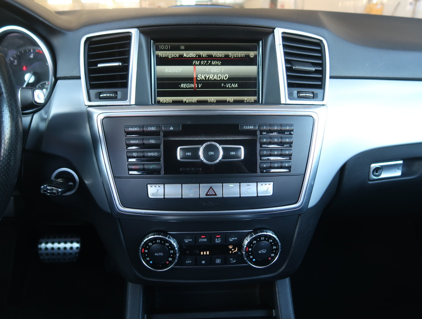 Mercedes-Benz ML, 2013