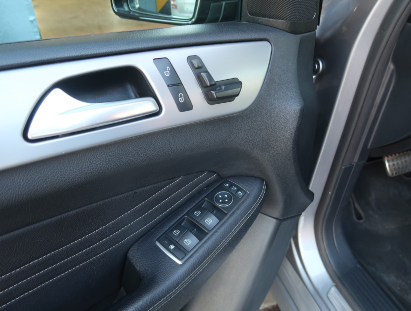 Mercedes-Benz ML, 2013