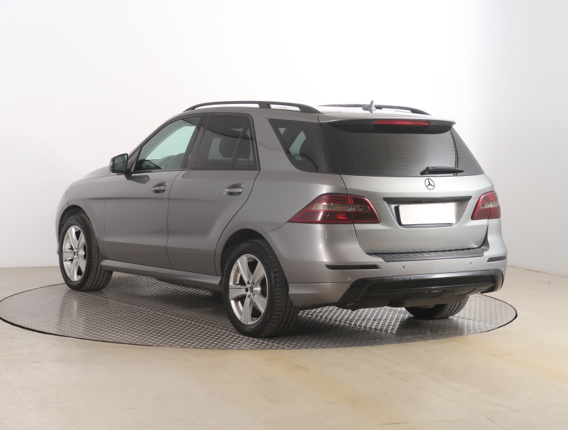 Mercedes-Benz ML, 2013