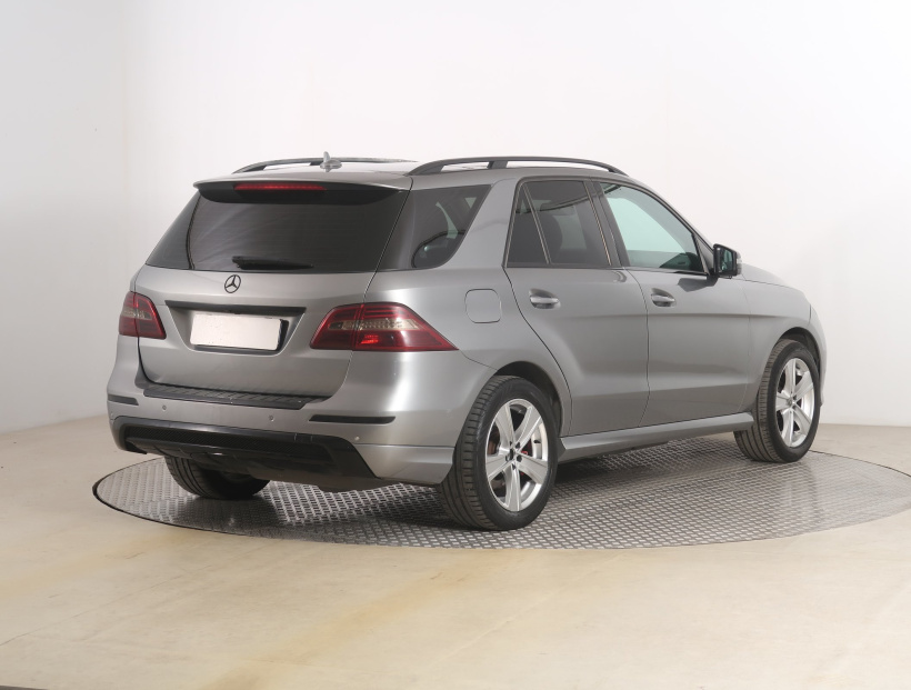 Mercedes-Benz ML, 2013