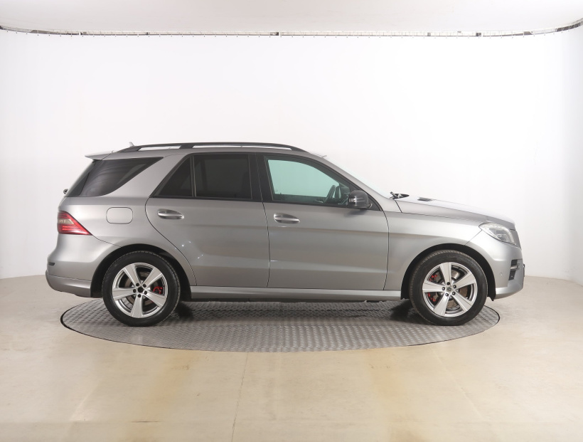 Mercedes-Benz ML, 2013
