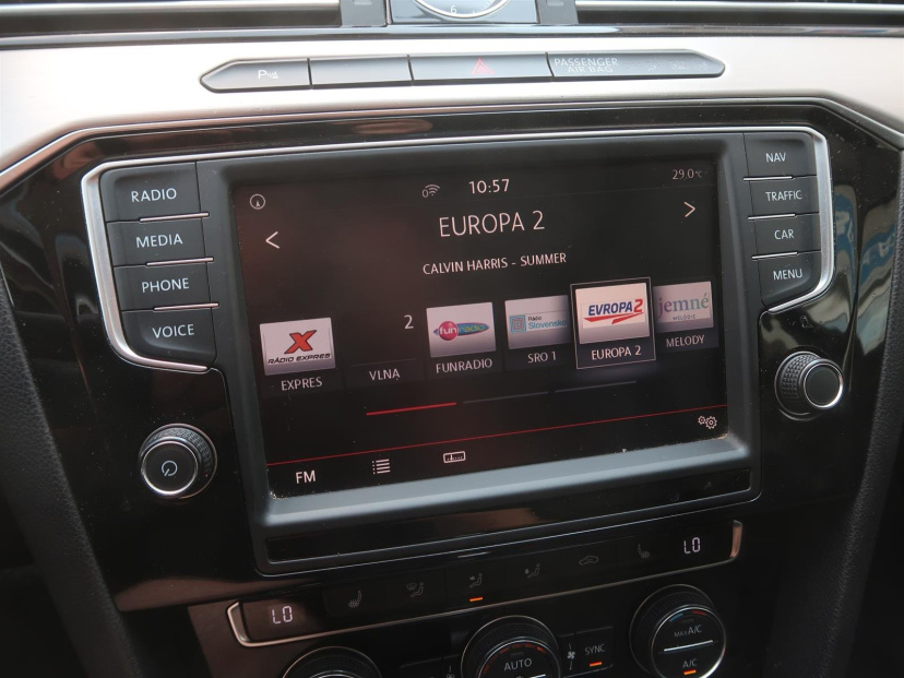 Volkswagen Passat, 2015