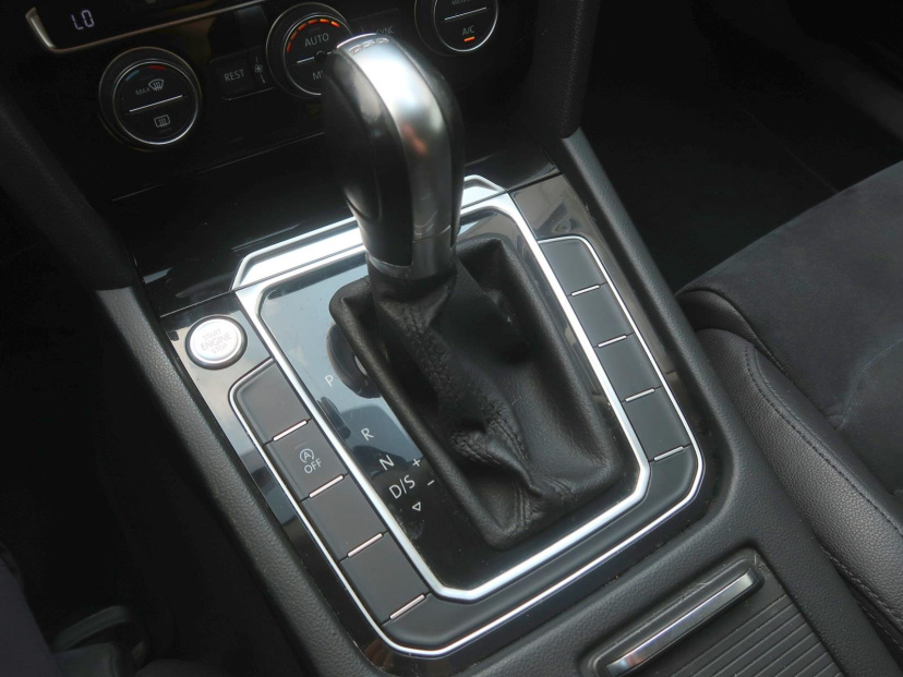 Volkswagen Passat, 2015