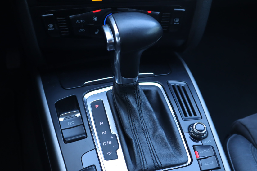 Audi A4, 2012