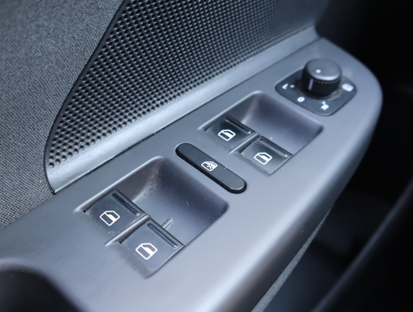 Volkswagen Golf, 2012