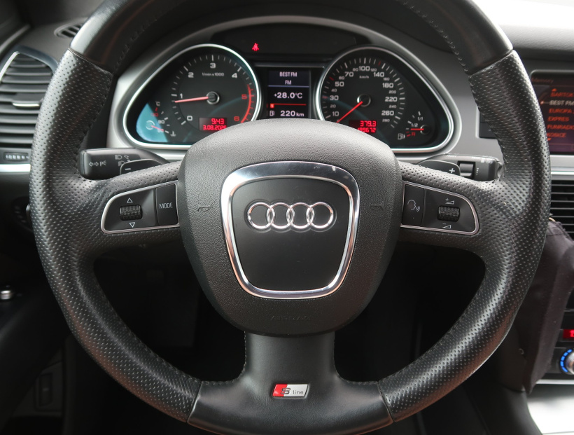 Audi Q7, 2010