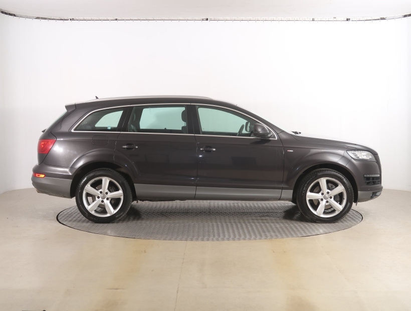 Audi Q7, 2010