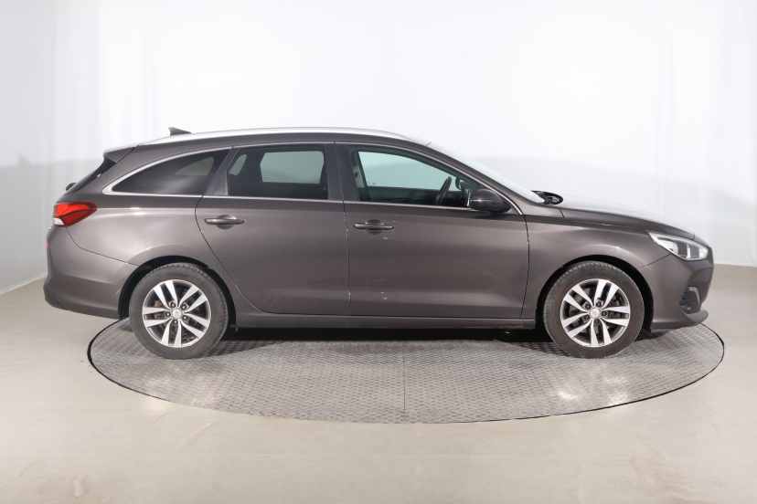 Hyundai i30, 2019