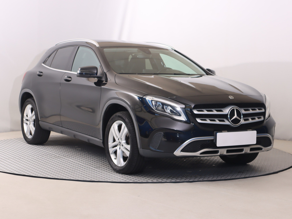 Mercedes-Benz GLA 220 d 4MATIC, 2017