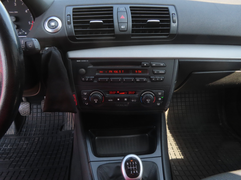 BMW 1, 2006
