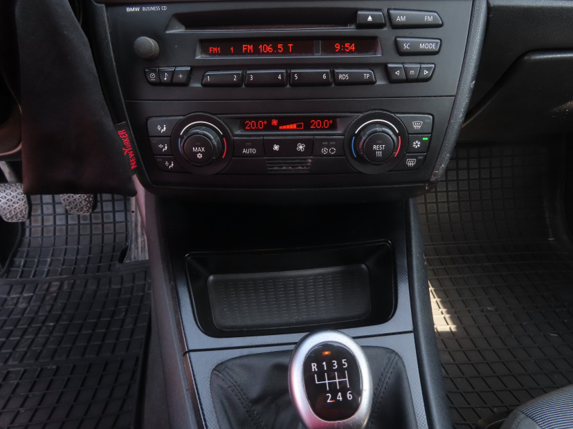BMW 1, 2006