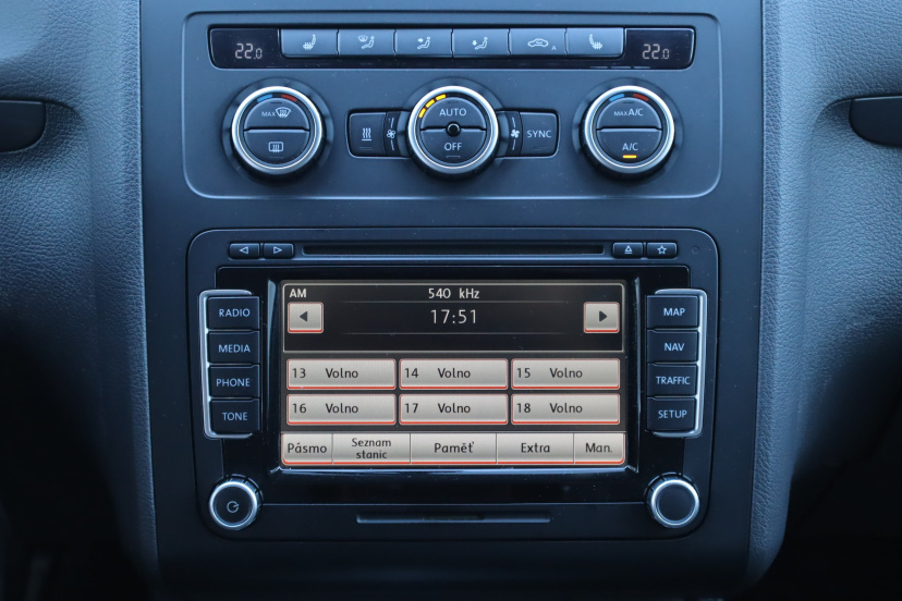 Volkswagen Touran, 2013