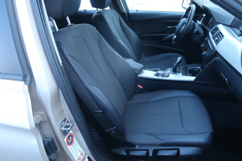 BMW 3, 2015