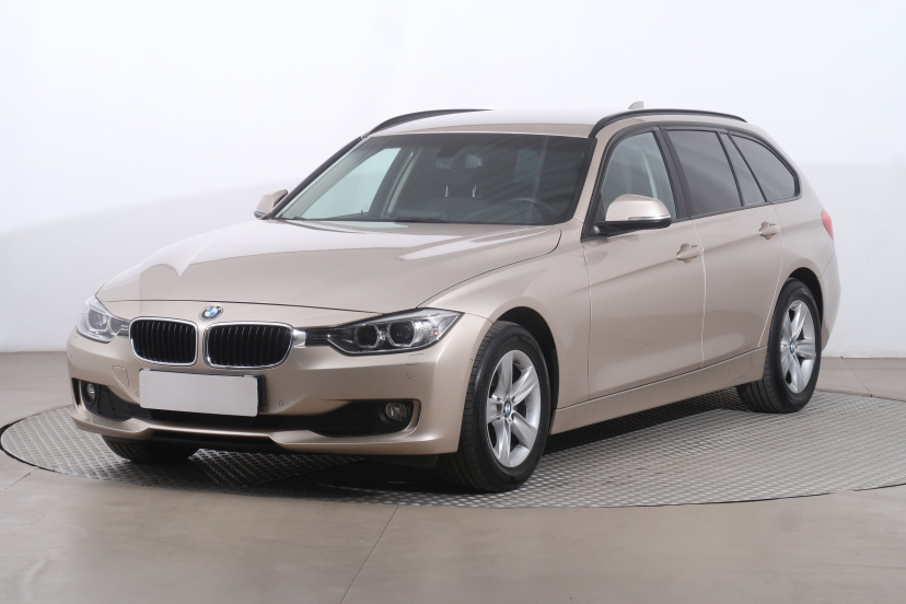 BMW 3, 2015