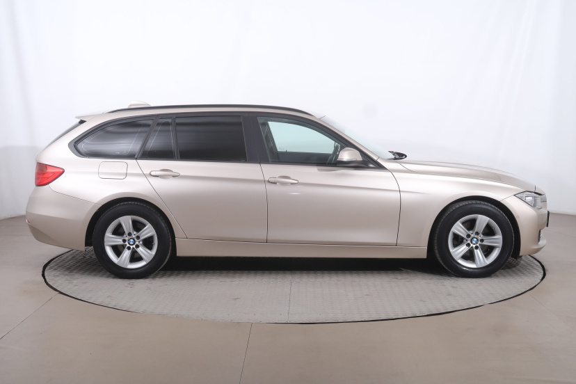 BMW 3, 2015