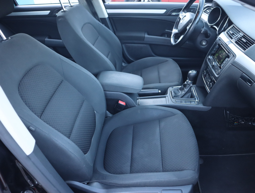 Škoda Superb, 2015