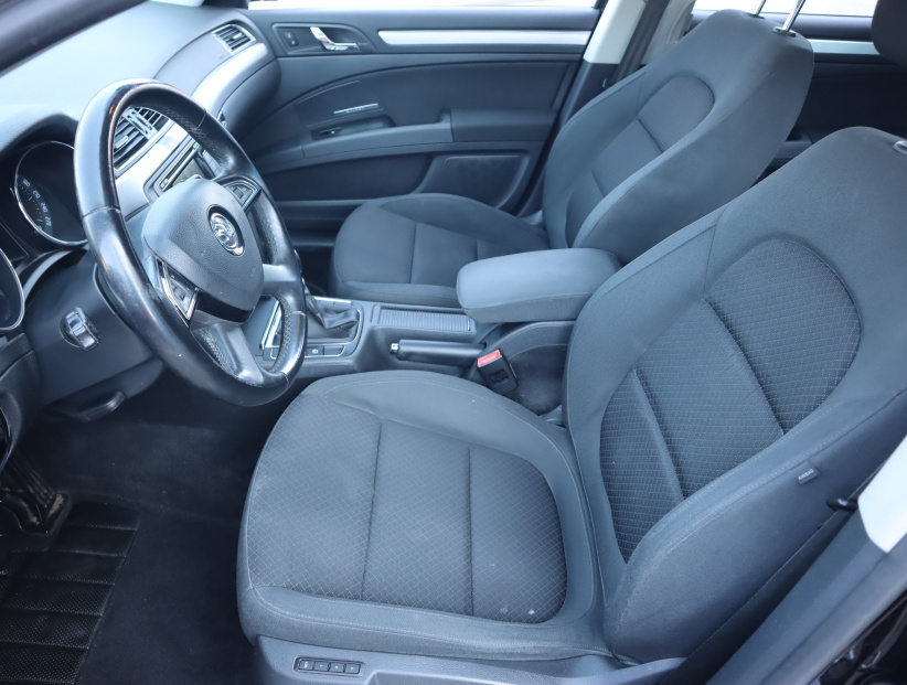Škoda Superb, 2015