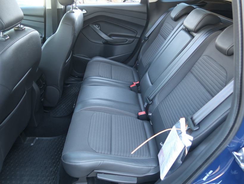 Ford Kuga, 2018
