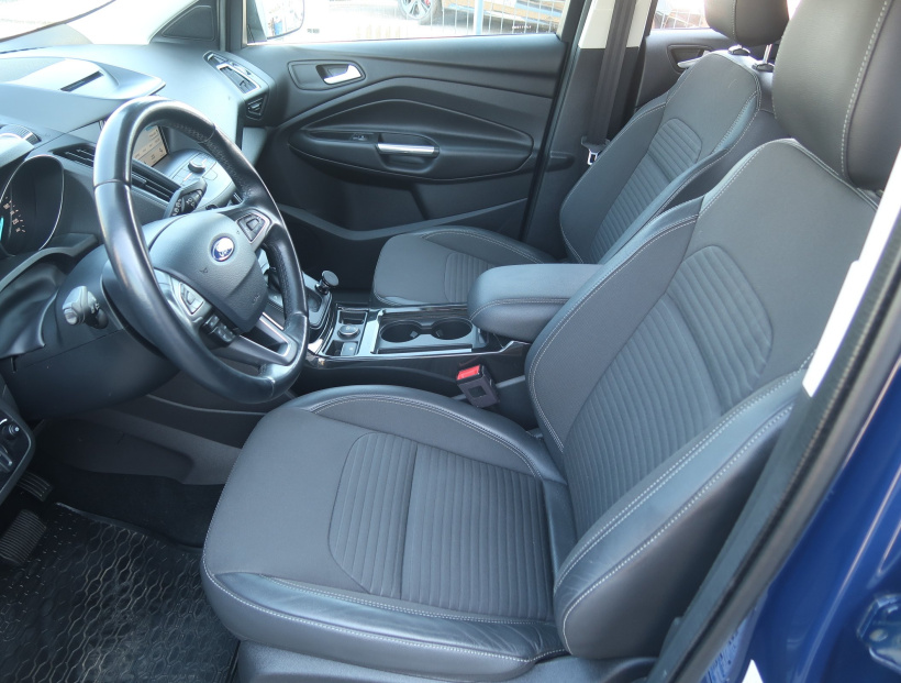 Ford Kuga, 2018