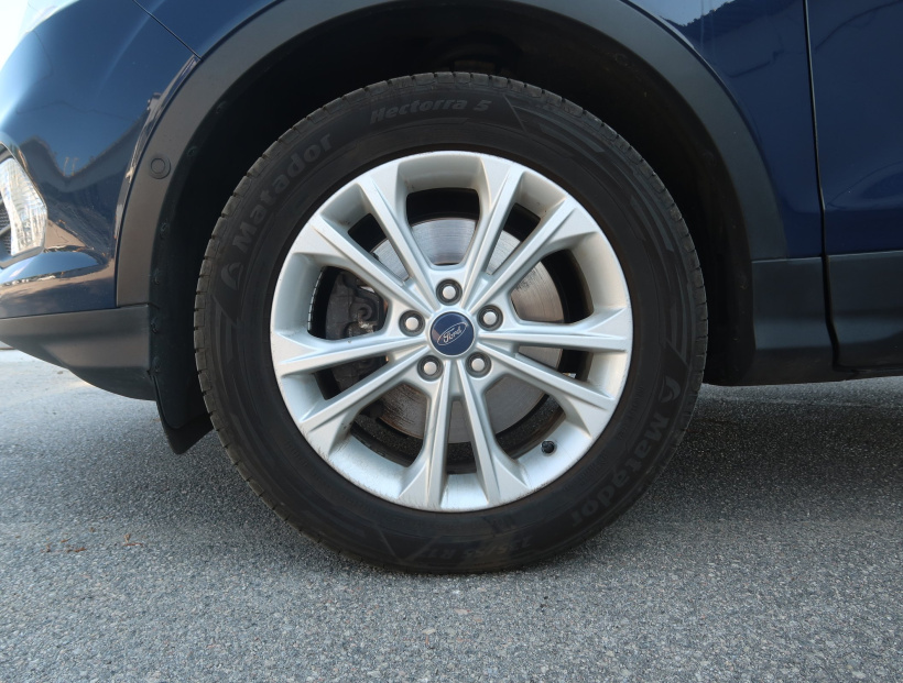 Ford Kuga, 2018