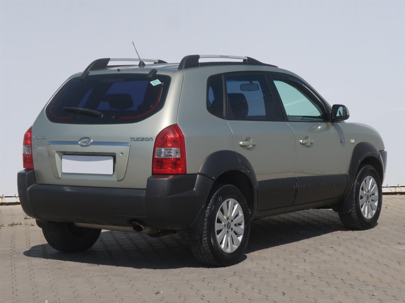 Hyundai Tucson, 2004
