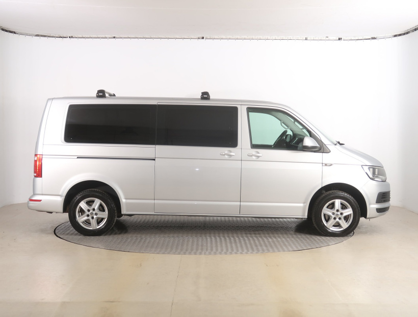 Volkswagen Caravelle, 2017