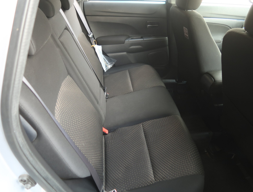 Mitsubishi ASX, 2015