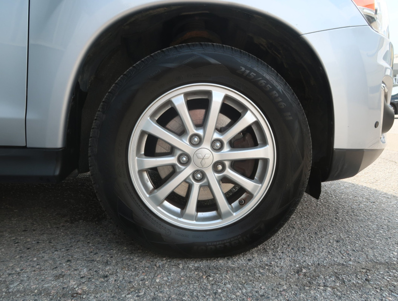 Mitsubishi ASX, 2015