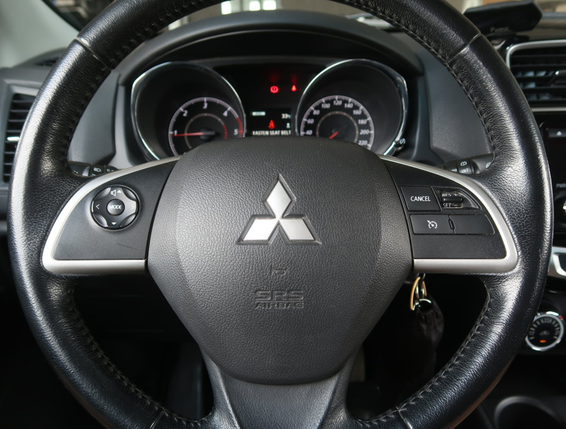 Mitsubishi ASX, 2015