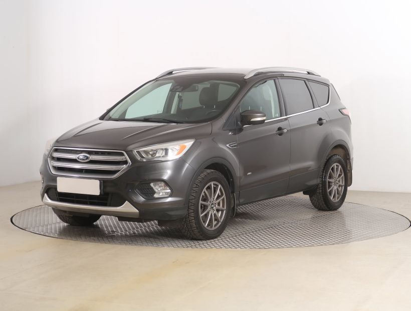Ford Kuga, 2017