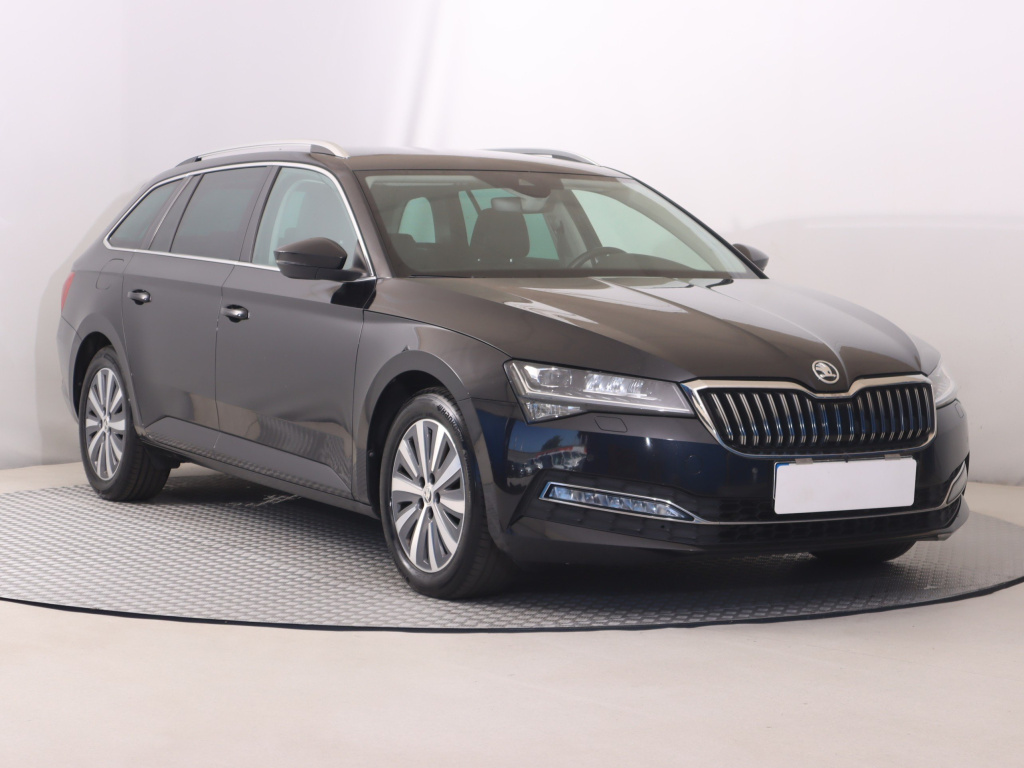 Škoda Superb, 2023