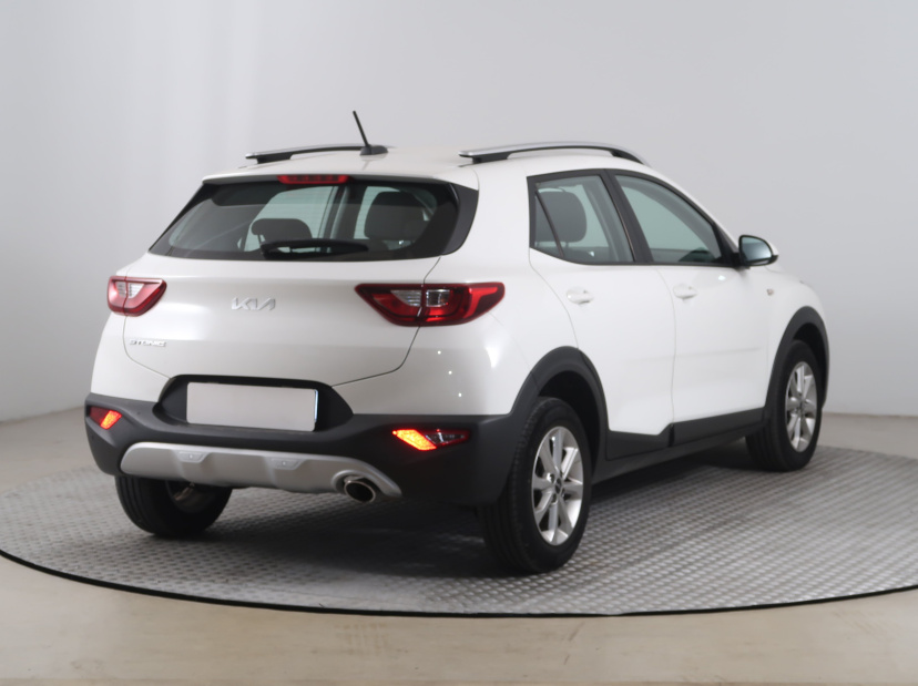 Kia Stonic, 2021