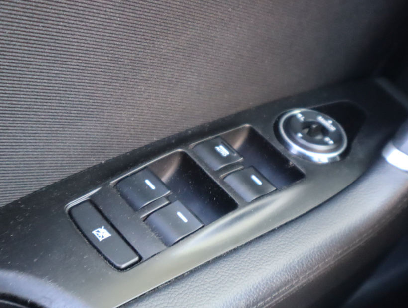 Hyundai i40, 2012