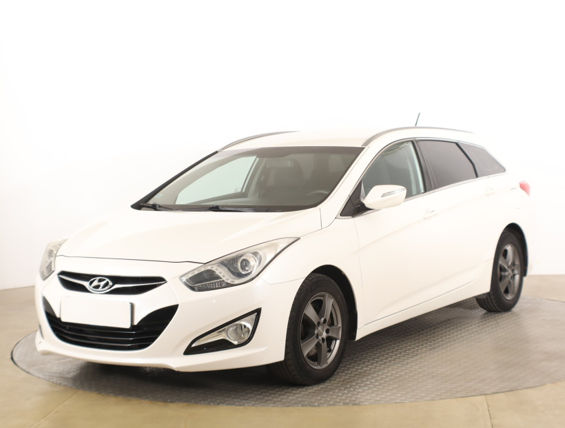 Hyundai i40, 2012