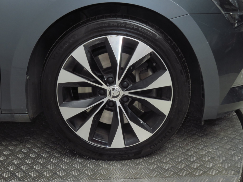 Škoda Superb, 2016