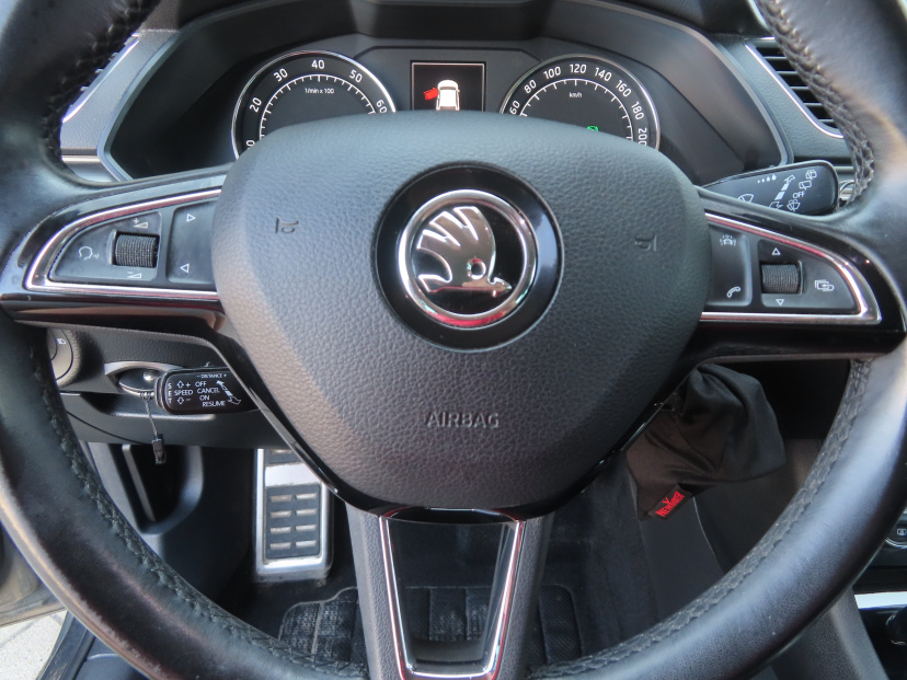 Škoda Superb, 2016