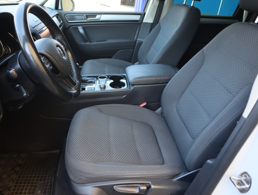 Volkswagen Touareg, 2016