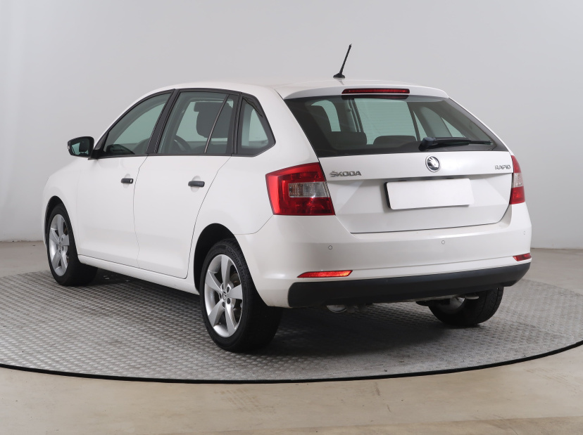 Škoda Rapid Spaceback, 2015
